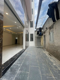 Bán căn nhà mới tinh hơn 68m2 Vũ Xuân Thiều - thang máy - giá chỉ nhỉnh 9 tỷ!