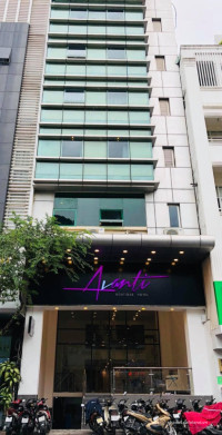 CHO THUÊ KHÁCH SẠN 65 PHÒNG- MT LÊ THÁNH TÔN,Q1- NGANG: 8M- GIÁ: 1,3 TỶ/TH