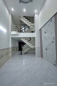 Quận 10, Nguyền Lâm, Phường Diên Hồng, 33m2, 4 tầng, 5PN, Hơn 7 tỷ