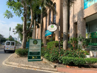 Bán căn Officetel tầng 15 hướng ĐB, giá 2,2 tỷ 36m2. Đang sẵn HĐ thuê 12tr/tháng