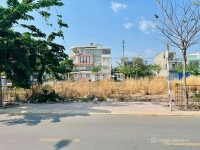 ĐẤT NỀN 980 TRIỆU NGAY GẦN UBND TP TÂN UYÊN SỔ RIÊNG FULL THỔ CƯ