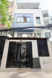 7.3 TỶ GIẢM CÒN 6.8 TỶ - Hẻm ô tô sát mặt tiền, nhà mới đẹp ở liền.