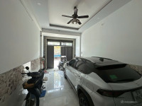 CC gửi bán nhà 4 lầu xe hơi ngủ trong nhà 64m2 Nguyễn Tư Giản ngay chợ 12 tỷ xí