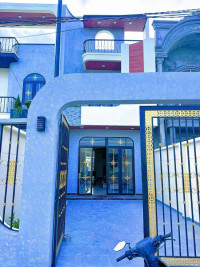 Căn nhà hẻm thông 6M nằm ngay vị trí KCN CẦU TRÀM , Long Trạch - giá 2,xx Tỷ