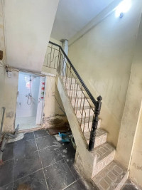 Cần bán mặt bằng kinh doanh Lĩnh Nam - 18m2 nhỉnh 5 tỷ - sổ riêng - phân lô ô tô