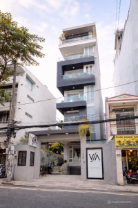 Chuyển nhượng tòa nhà văn phòng mặt tiền Nguyễn Cửu Vân, phường 17, Bình Thạnh