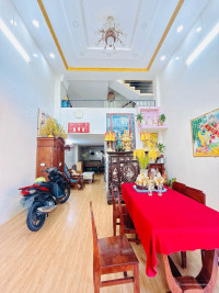 Nhà 6 tầng thang máy đường15m Ni Sư Huỳnh Liên,70m2,5x14, 6PN,sang trọng,14.2tỷ