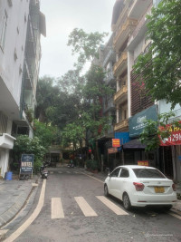 Bán nhà phố Nguyễn Công Hoan, Ba Đình. Vỉa hè kinh doanh. DT 75m2*5 tầng, Mt 5m5