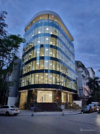 THUÊ NHANH BUILDING LÔ GÓC FULL NỘI THẤT – DỊCH VỌNG HẬU, CẦU GIẤY