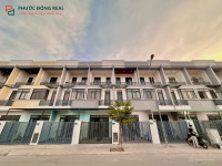 Bán nhà phố dòng tiền tại dự án Phước Đông New City