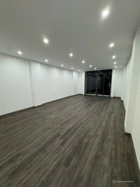 THUÊ NHANH TÒA NHÀ VĂN PHÒNG MỚI ĐẸP – NGUYÊN HỒNG, BA ĐÌNH 0961 771 495