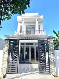 Bán nhà sổ riêng 2 tầng sổ riêng ngay chợ hội nghĩa tân uyên cũ