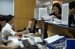 Tiền của ngân hàng đang chảy về đâu? picture