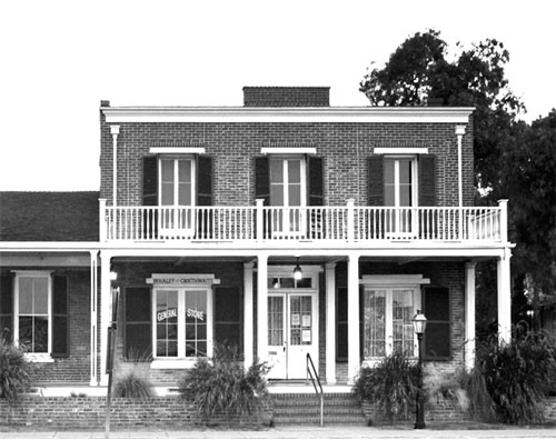 Những ngôi nhà ma ám nổi tiếng thế giới