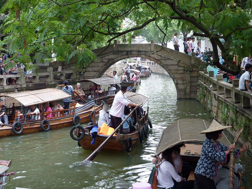 10 ngôi làng nổi tuyệt đẹp trên thế giới