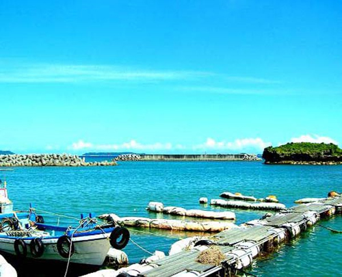 Đảo 'tăng lực' Okinawa xanh sạch đẹp