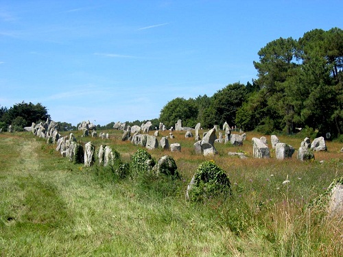 Chiêm ngưỡng đội quân đá bí ẩn ở miền Tây nước Pháp