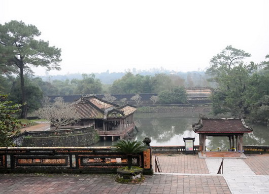 Nét đẹp các lăng tẩm ở Huế