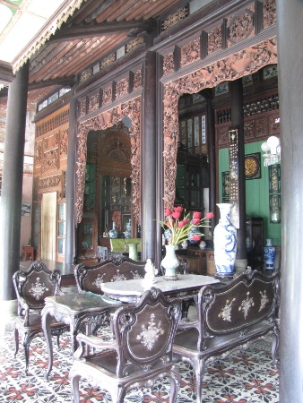 Chiêm ngưỡng ngôi nhà cổ đẹp nhất đất Tây Đô