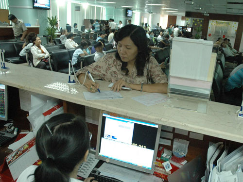 Nên đầu tư vào đâu?: Cơ hội từ chứng khoán, địa ốc