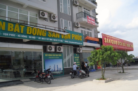 Giới đầu tư BĐS “đục sàn” tháo chạy!