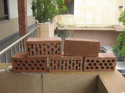 Gạch bán dẻo: Vật liệu mới trong xây dựng