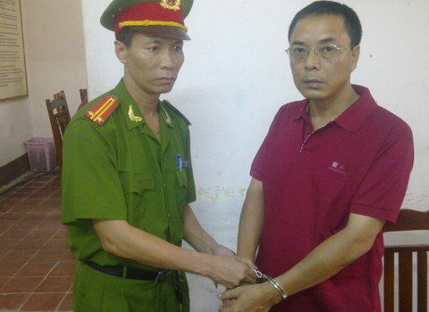 Trưởng văn phòng luật sư lừa đảo dự án, chiếm đoạt tiền tỷ