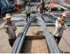 Thép: Chưa có xu hướng giảm giá