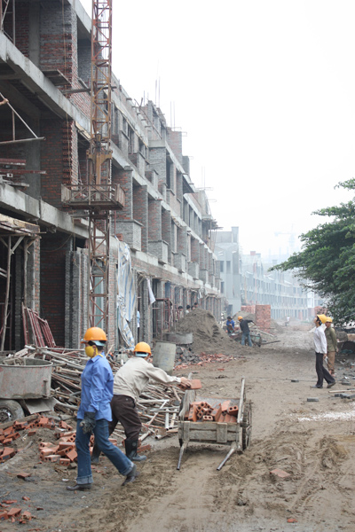 Tương lai nào cho chứng khoán, bất động sản?