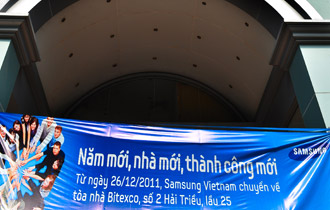 Khi văn phòng mới lấy khách văn phòng cũ 