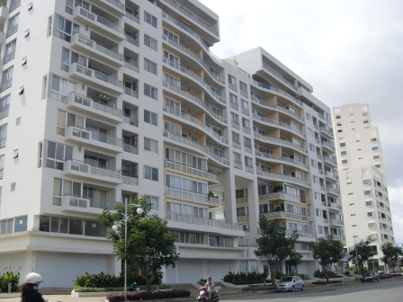 Nhận diện “thủ phạm” gây đội giá nhà đất