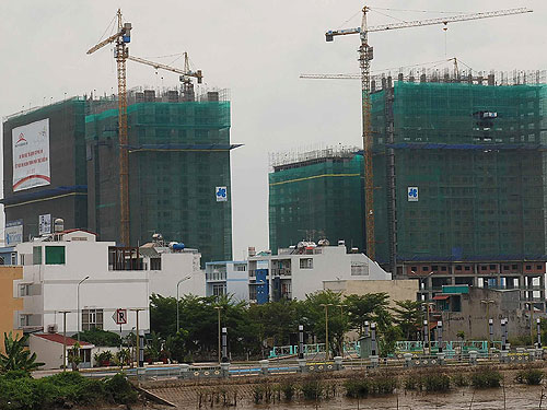 Loay hoay cứu nhà đất