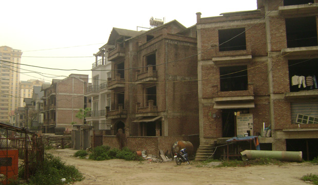 khu đô thị thiếu hạ tầng