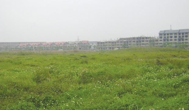 Giá đất dịch vụ giảm chóng mặt