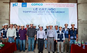 Cất nóc Khu căn hộ cao cấp The Costa Nha Trang