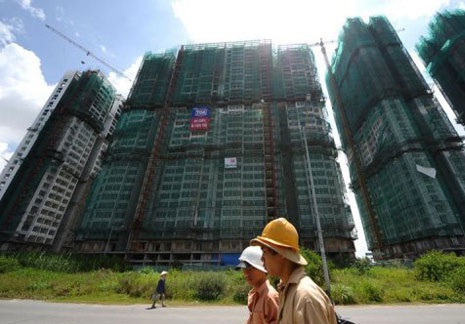 AFP viết về tình trạng đóng băng bất động sản tại VN
