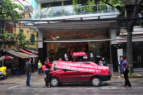 Cư dân Chelsea Park tiếp tục phản đối chủ đầu tư