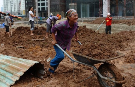 Hai mặt của “đại hạ giá” bất động sản