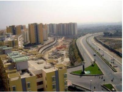 Malaysia: Tăng thuế bất động sản trong năm 2012