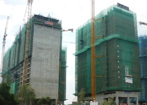 Hoang mang trước áp lực bán tháo chung cư