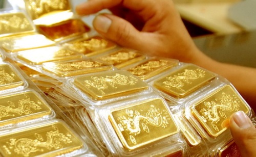 Giá vàng trong nước ngược dòng giá vàng thế giới