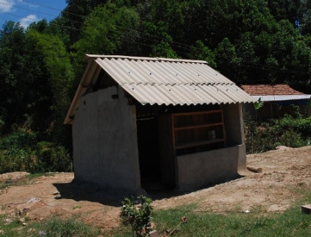 Hà Tĩnh: Dân ở KKT Cầu Treo ào ào xây ốt trái phép để chờ... đền bù 