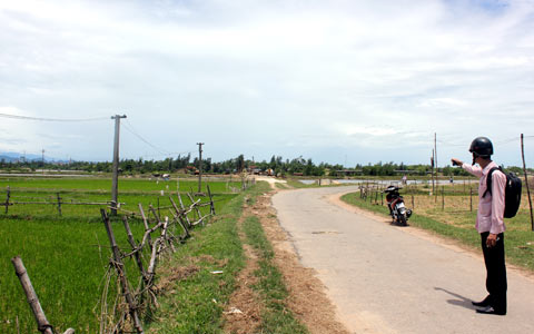Nắn đường “nuốt” đất của dân