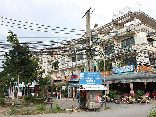 Khổ vì mua nhà bằng vàng