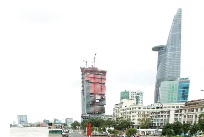 Đô thị vệ tinh trên giấy, cao ốc lấp đầy trung tâm