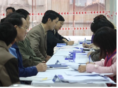 Tìm đường “xả” căn hộ!