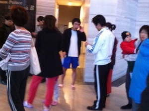 Cư dân tòa nhà Keangnam náo loạn vì báo động giả