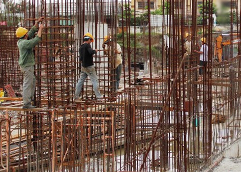 Mắc kẹt vì mua nhà dự án đói vốn