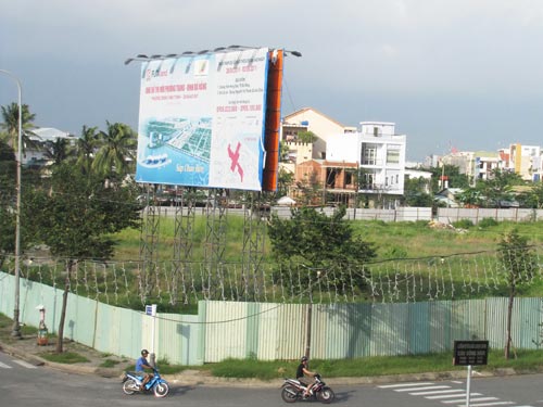 Phung phí “đất vàng”: Thiệt hại cực kỳ lớn!