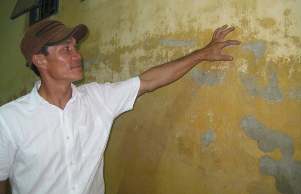 Chung cư tái định cư: Xấu cả